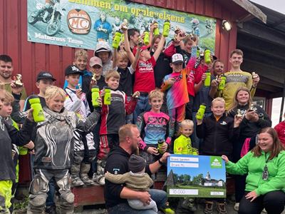 Ørland Motorcross med gavesjekk fra Ørland Sparebank