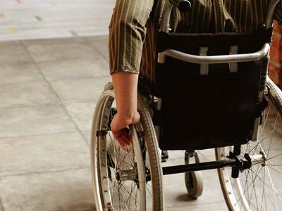 Frende forsikring ulykkesforsikring rullestol